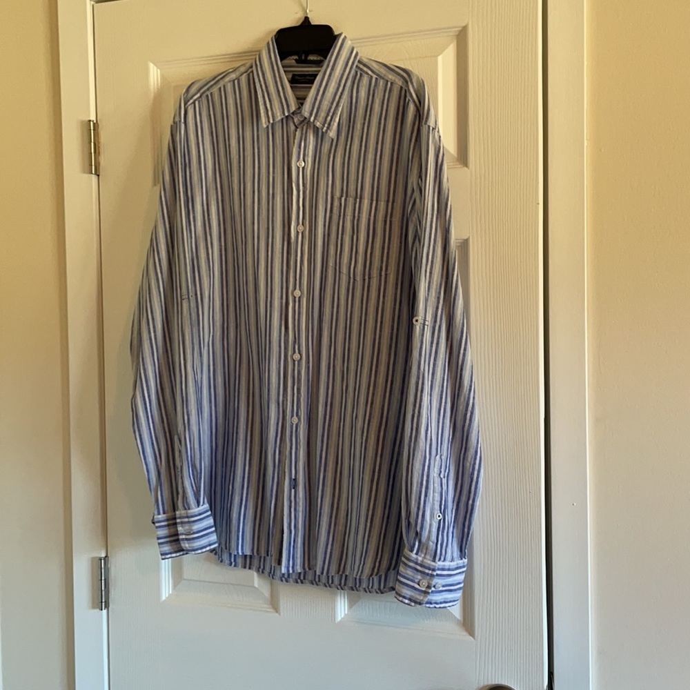 Linea Ross’s men’s linen button down